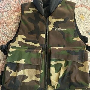 Camouflage Tactical Performance Vest